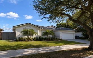 15840 Sw 151st Ter - Photo 1 of 1