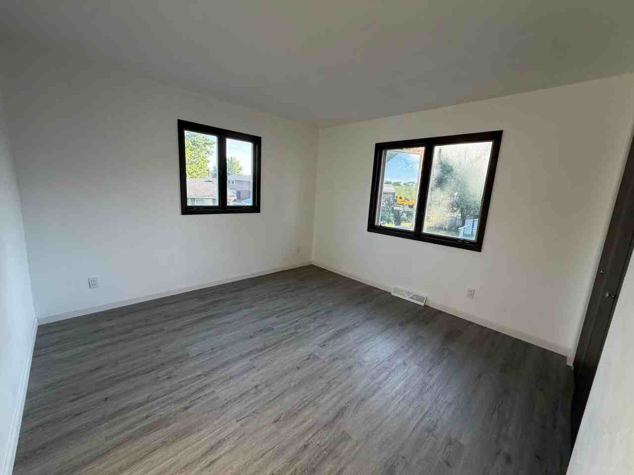 6420 Western Ave - Photo 7 of 8