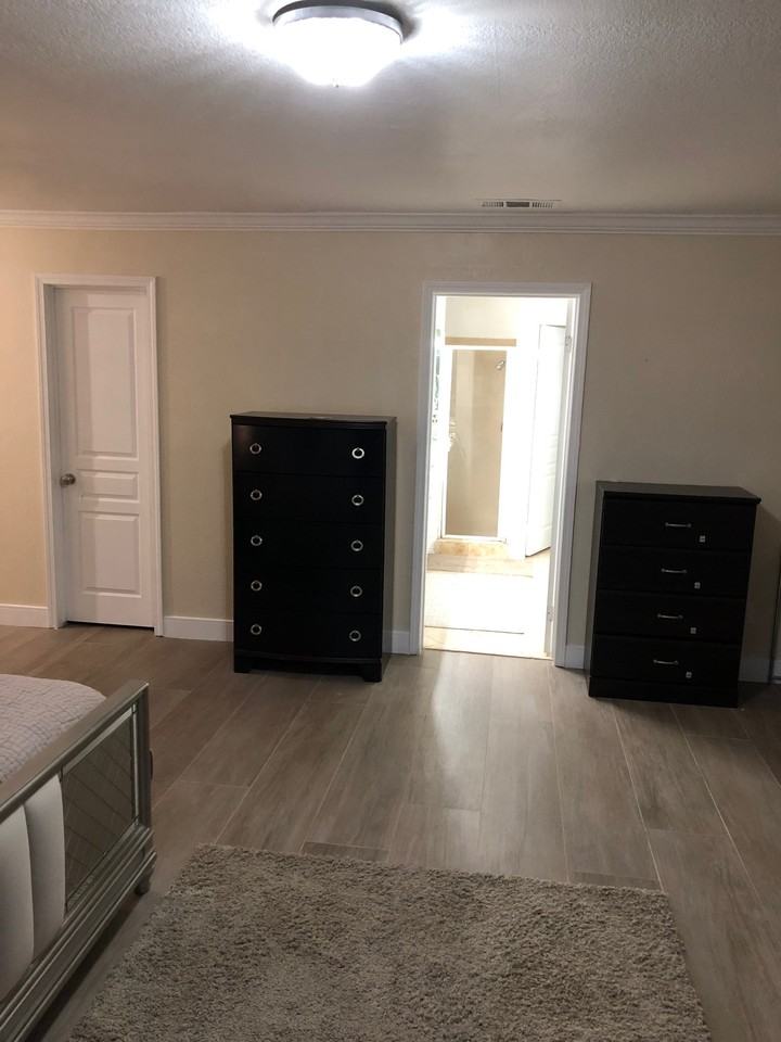 1999 Bedford Canyon Rd - Photo 5 of 19