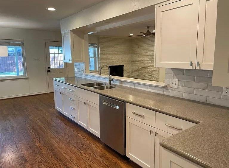 1028 Yates St - Photo 3 of 7