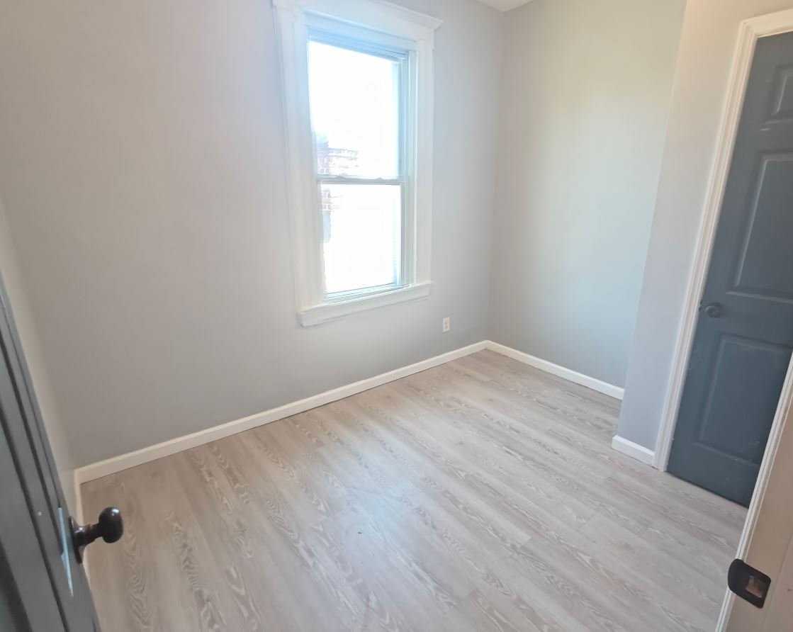 319 Coit St #6 - Photo 5 of 7