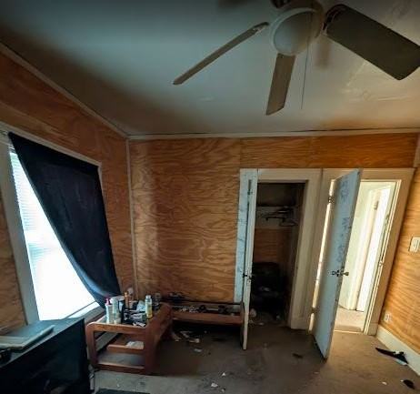 714 E Kansas St - Photo 6 of 8