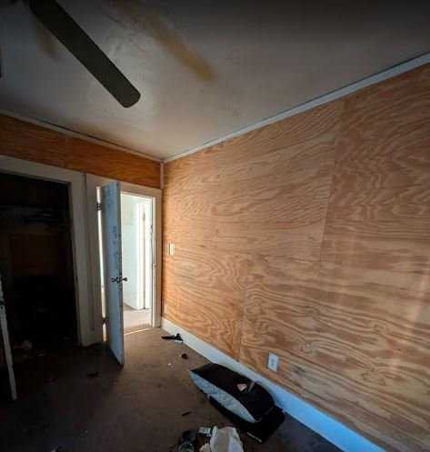 714 E Kansas St - Photo 7 of 8