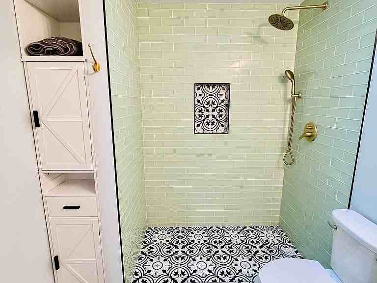 1126 Morning Glory Ct - Photo 3 of 20