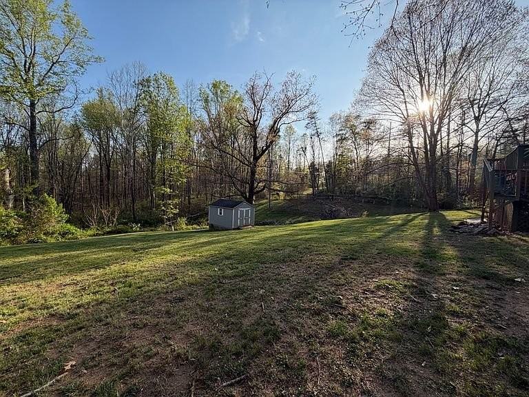 1437 Dudley Mountain Rd - Photo 2 of 15