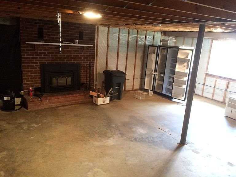 1437 Dudley Mountain Rd - Photo 3 of 15