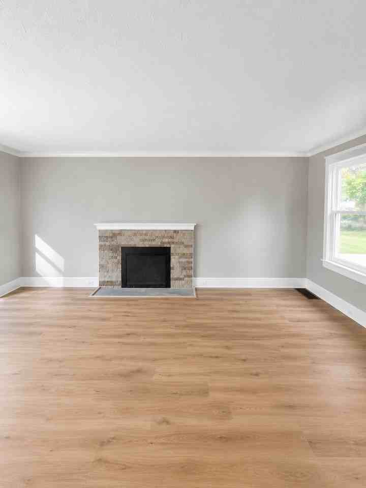 3163 Sycamore Rd - Photo 4 of 19