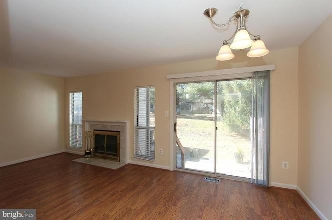 1507 Ingram Ter - Photo 7 of 20