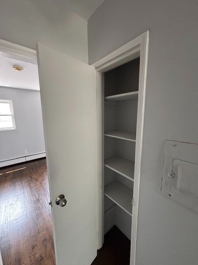 420 W 7th St - Photo 6 of 12