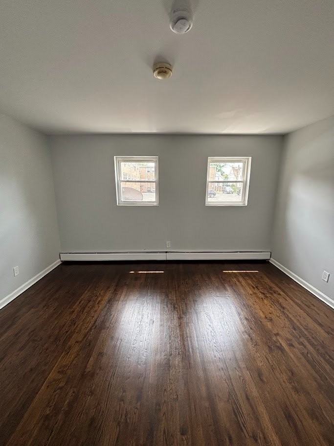 420 W 7th St - Photo 7 of 12
