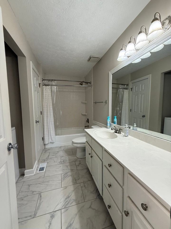 105 Barton Brook Ln - Photo 6 of 13