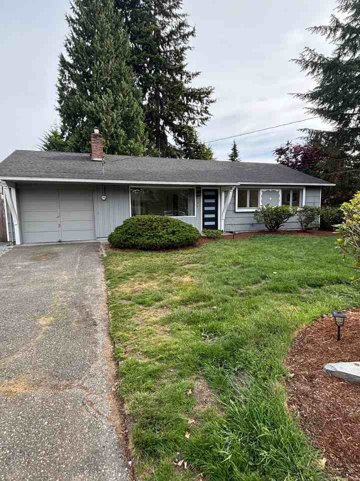 7104 193rd Pl Sw - Photo 2 of 20