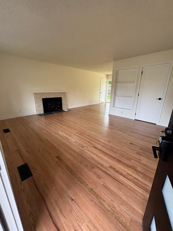 7104 193rd Pl Sw - Photo 3 of 20