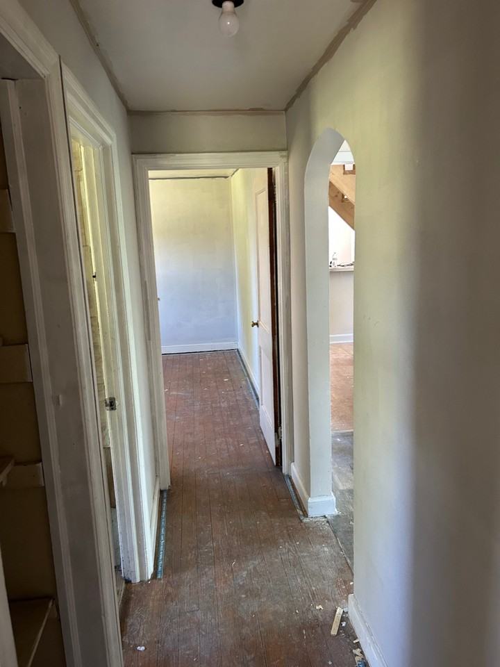 2140 Pottstown Pike - Photo 6 of 12