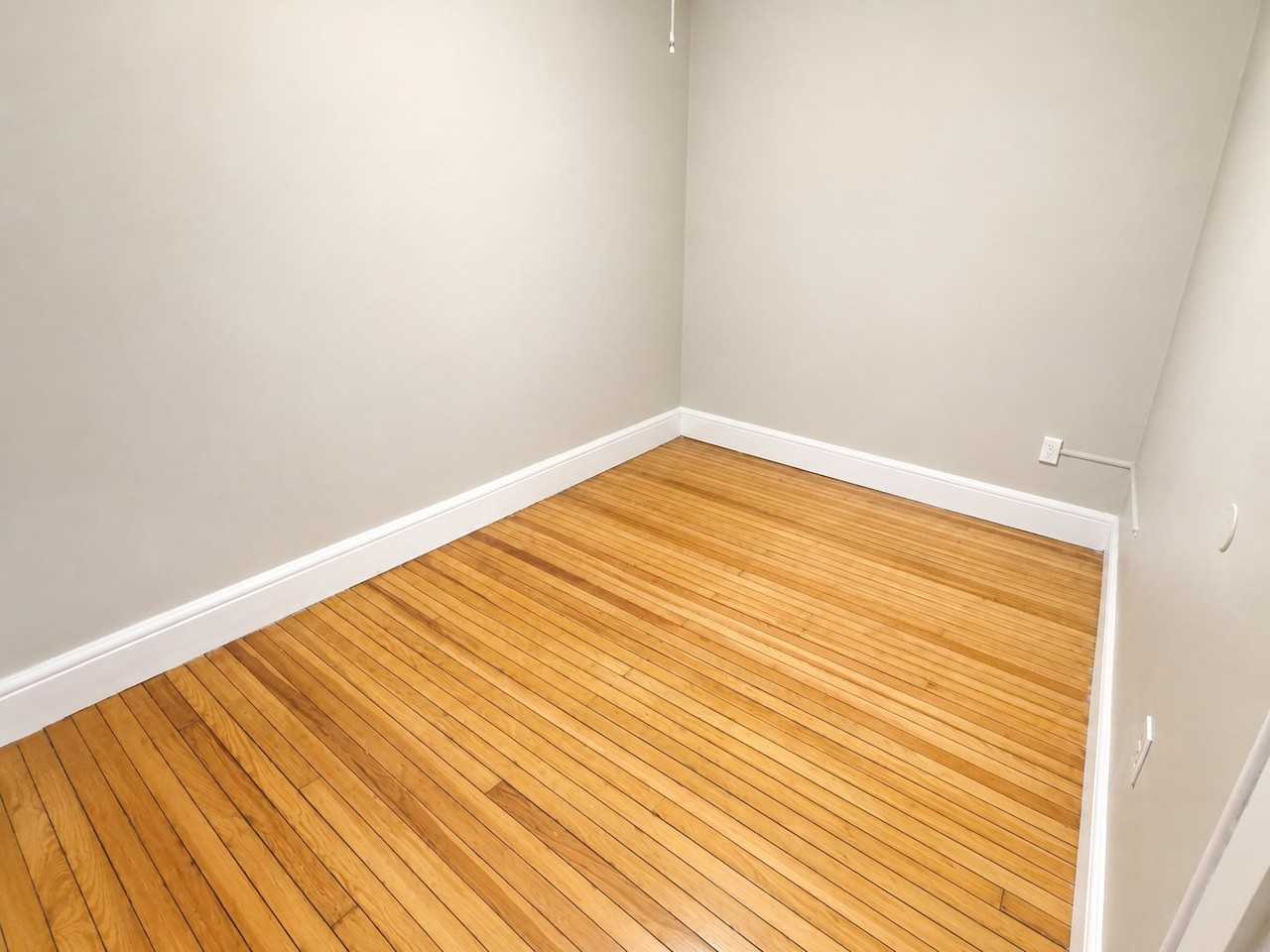 110 Eastern Pkwy #3L - Photo 3 of 6