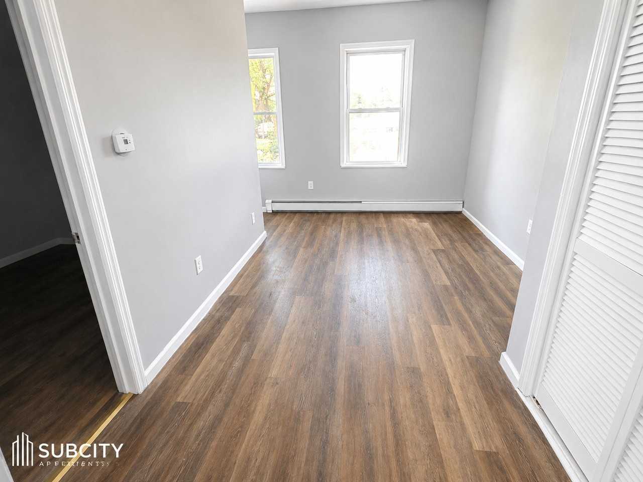 128 E Holsman St #1 - Photo 2 of 9