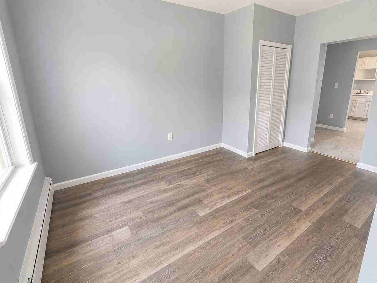 128 E Holsman St #1 - Photo 5 of 9