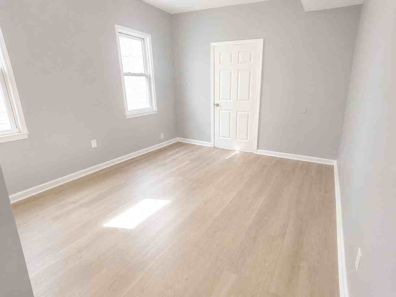 354 11th Ave #6 - Photo 6 of 7