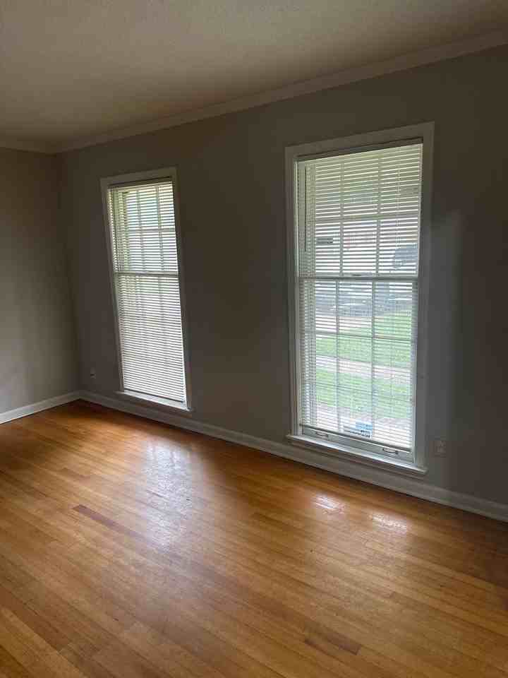 3086 Dothan St - Photo 4 of 6