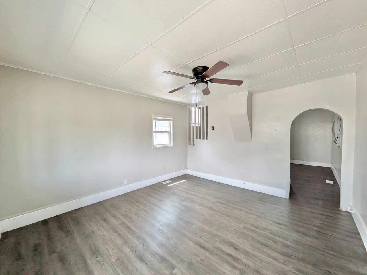1021 E Abriendo Ave - Photo 2 of 22