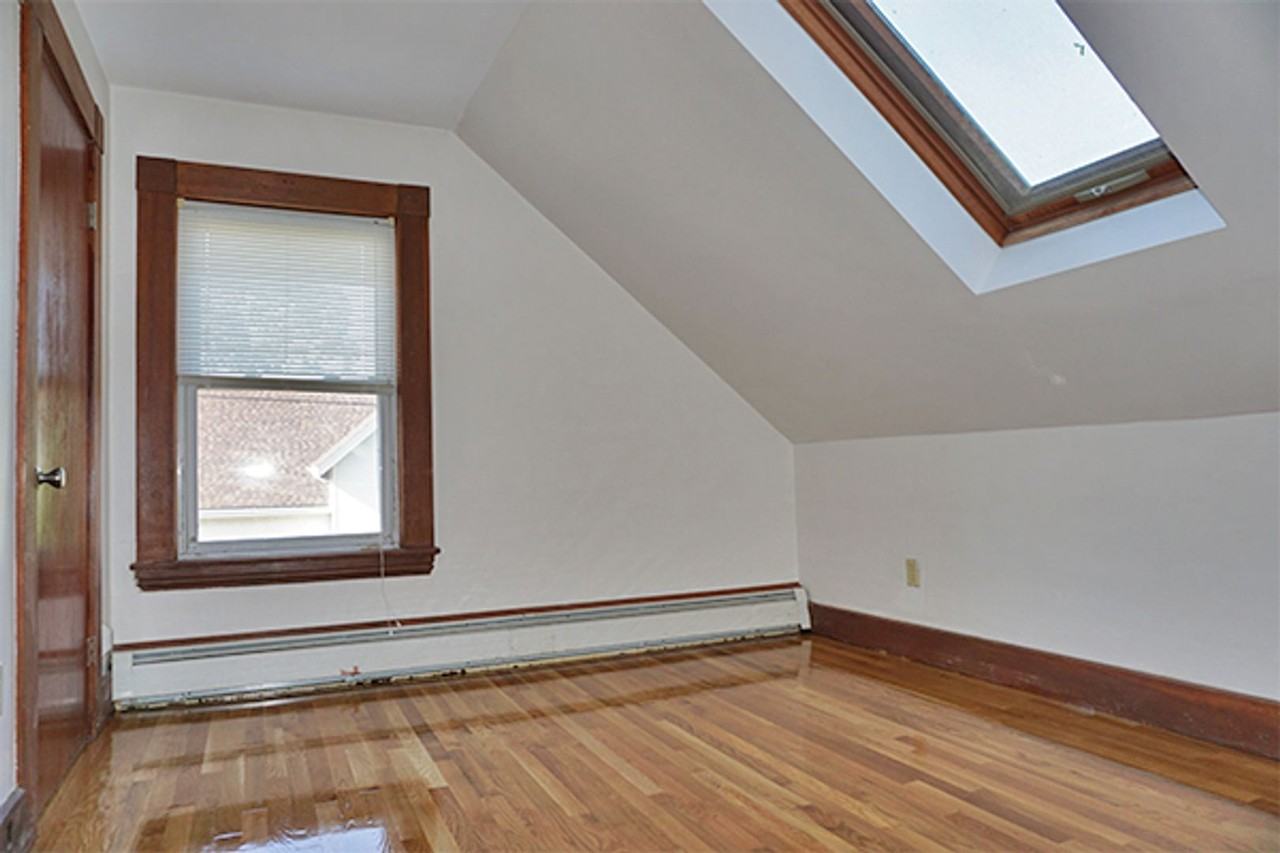85 Brown St - Photo 5 of 7