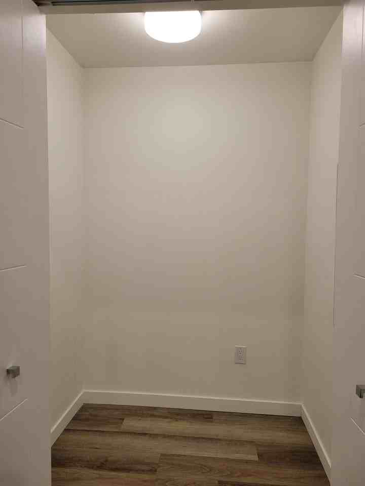 20695 Eastleigh Crescent #207 - Photo 7 of 15