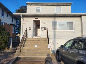 1332 Stevens Ave - Photo 1 of 1