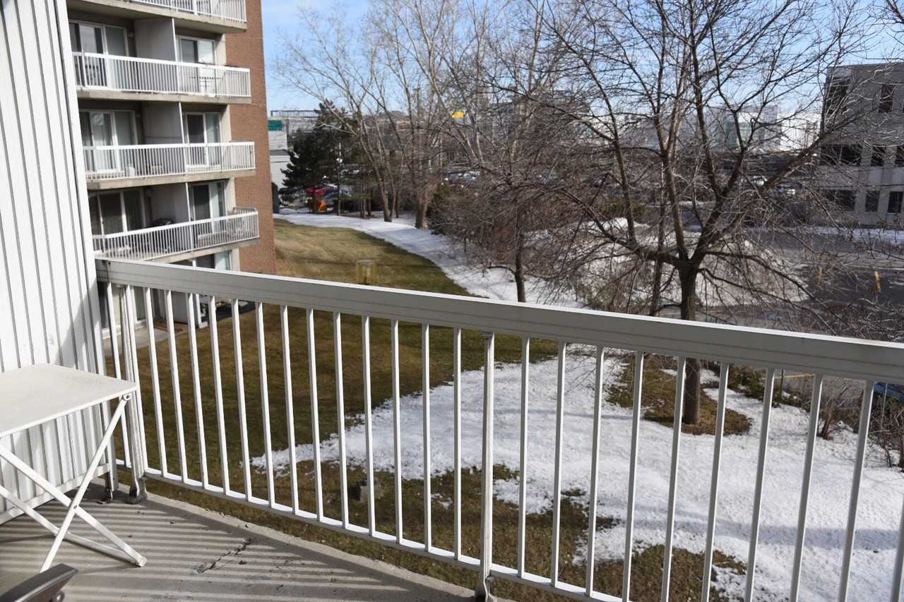 2320 Rue Ward #303 - Photo 4 of 11