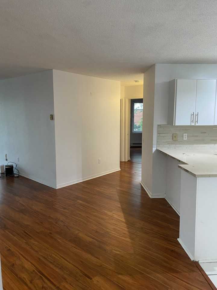 2320 Rue Ward #303 - Photo 7 of 11