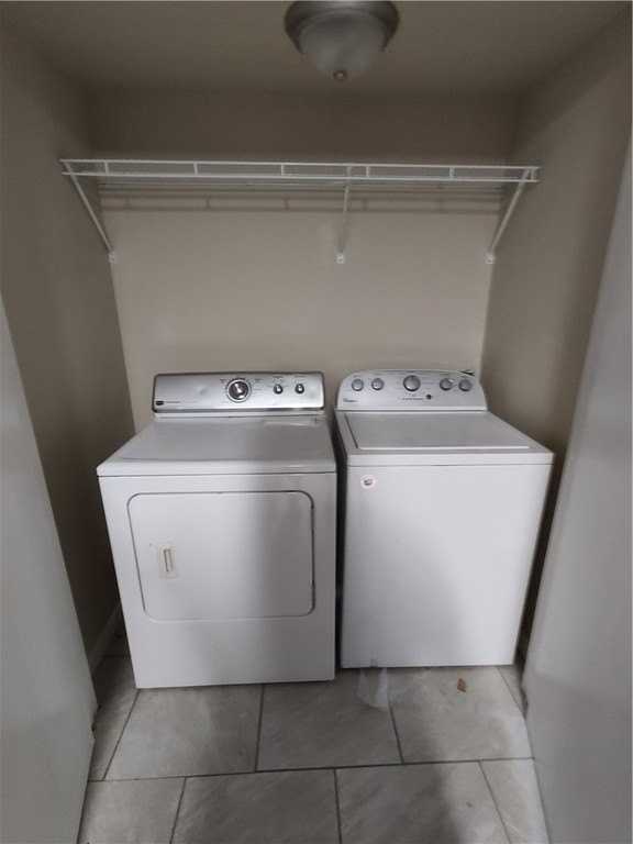 21 W Rainsong St - Photo 3 of 10