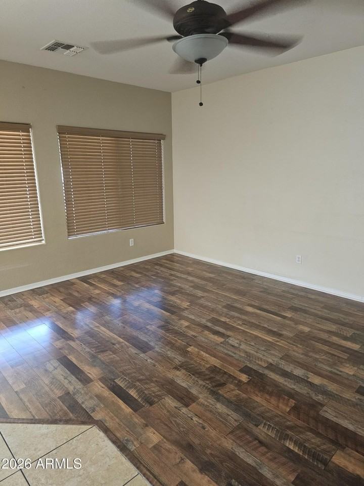 44304 W Vineyard St - Photo 6 of 21