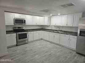 1584 N Wood St - Photo 1 of 1