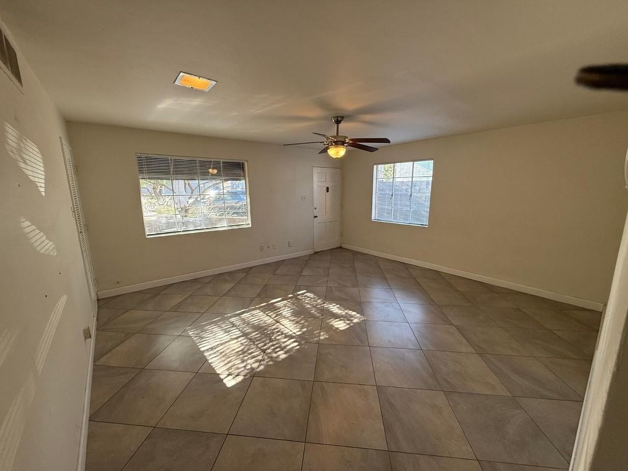 41 E Woodward Dr - Photo 6 of 15