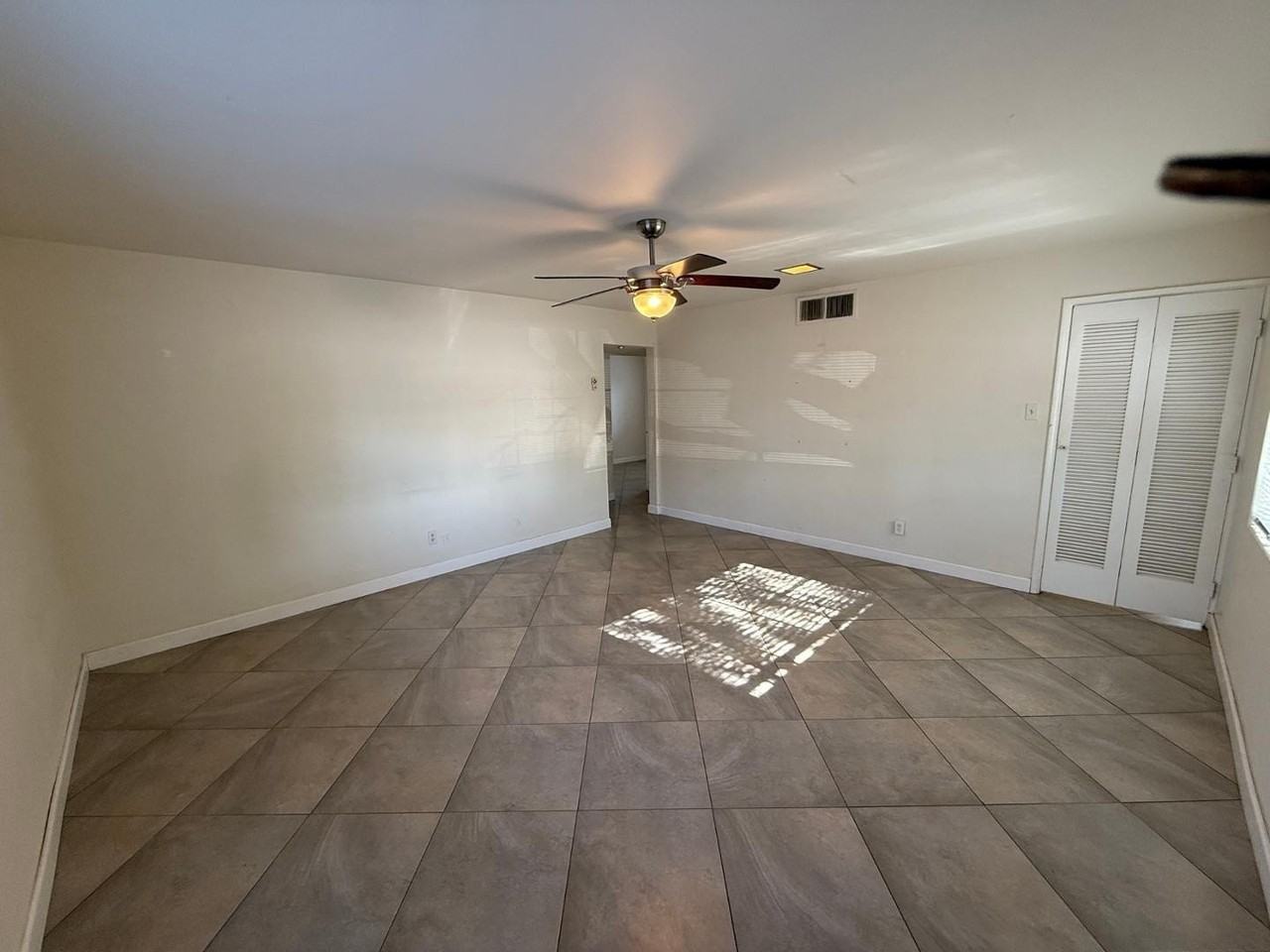 41 E Woodward Dr - Photo 7 of 15
