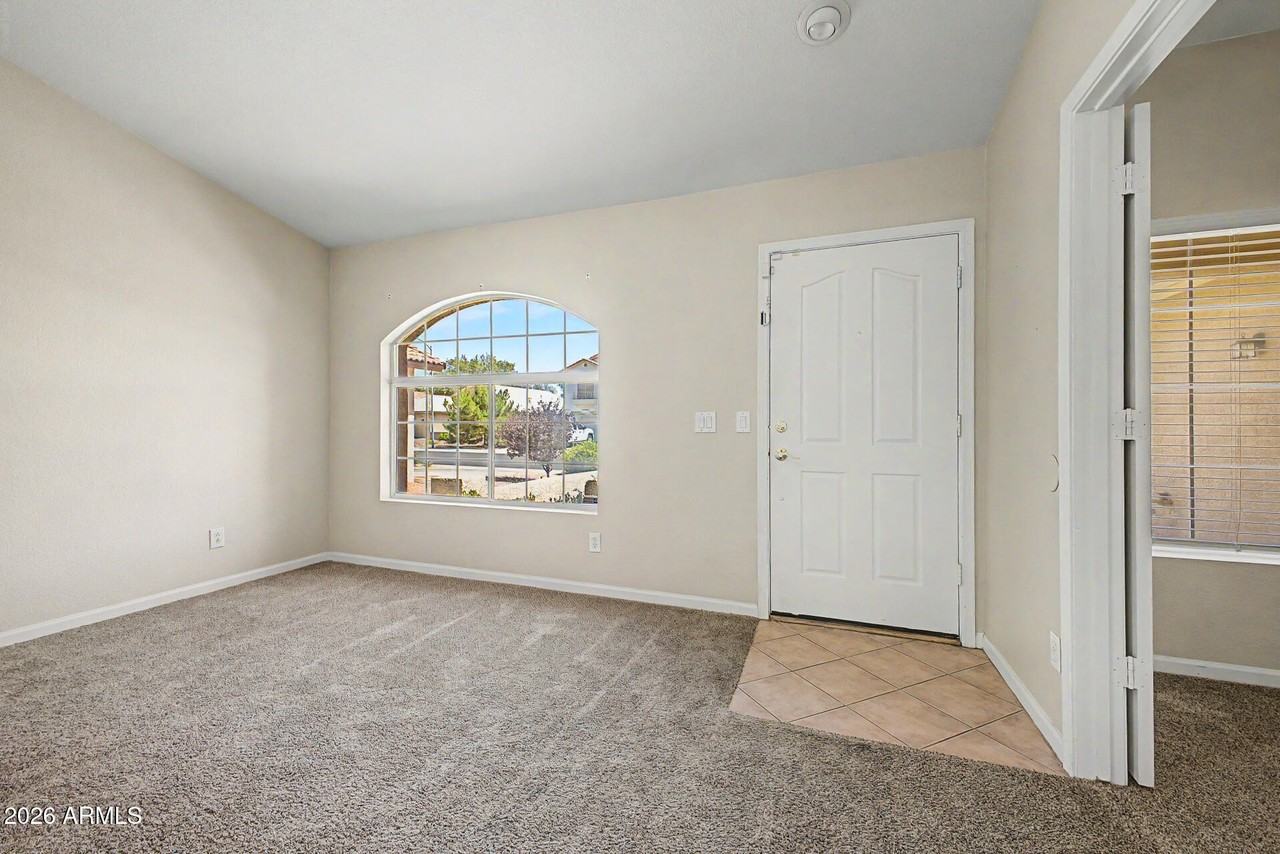 8752 W Melinda Ln - Photo 6 of 42