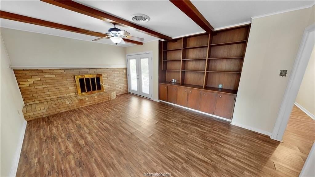 205 Redmond Dr - Photo 2 of 9