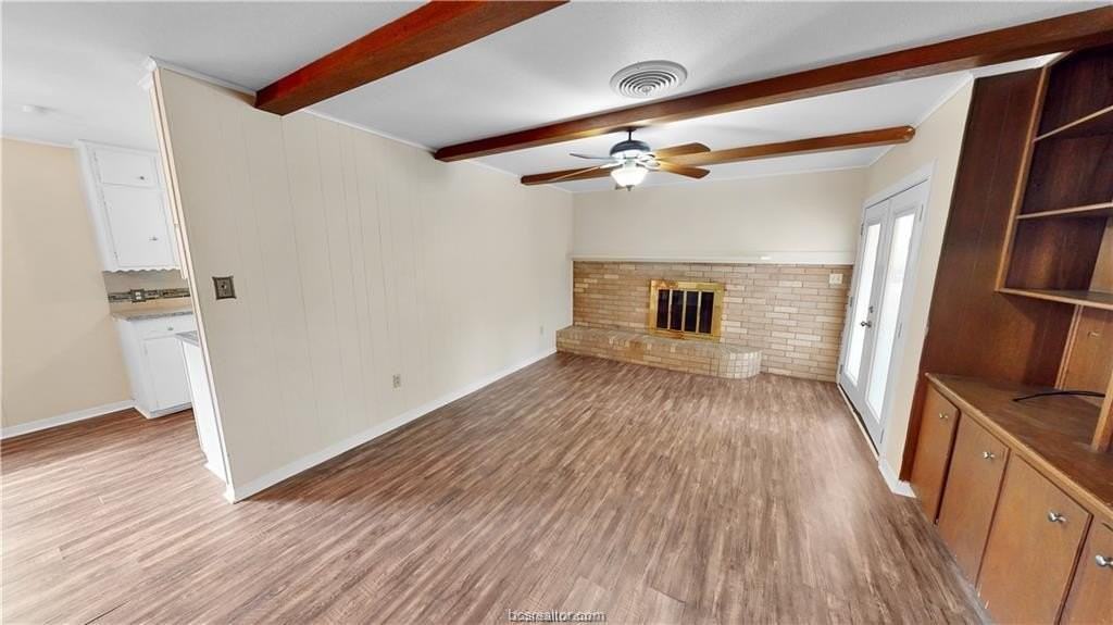 205 Redmond Dr - Photo 3 of 9