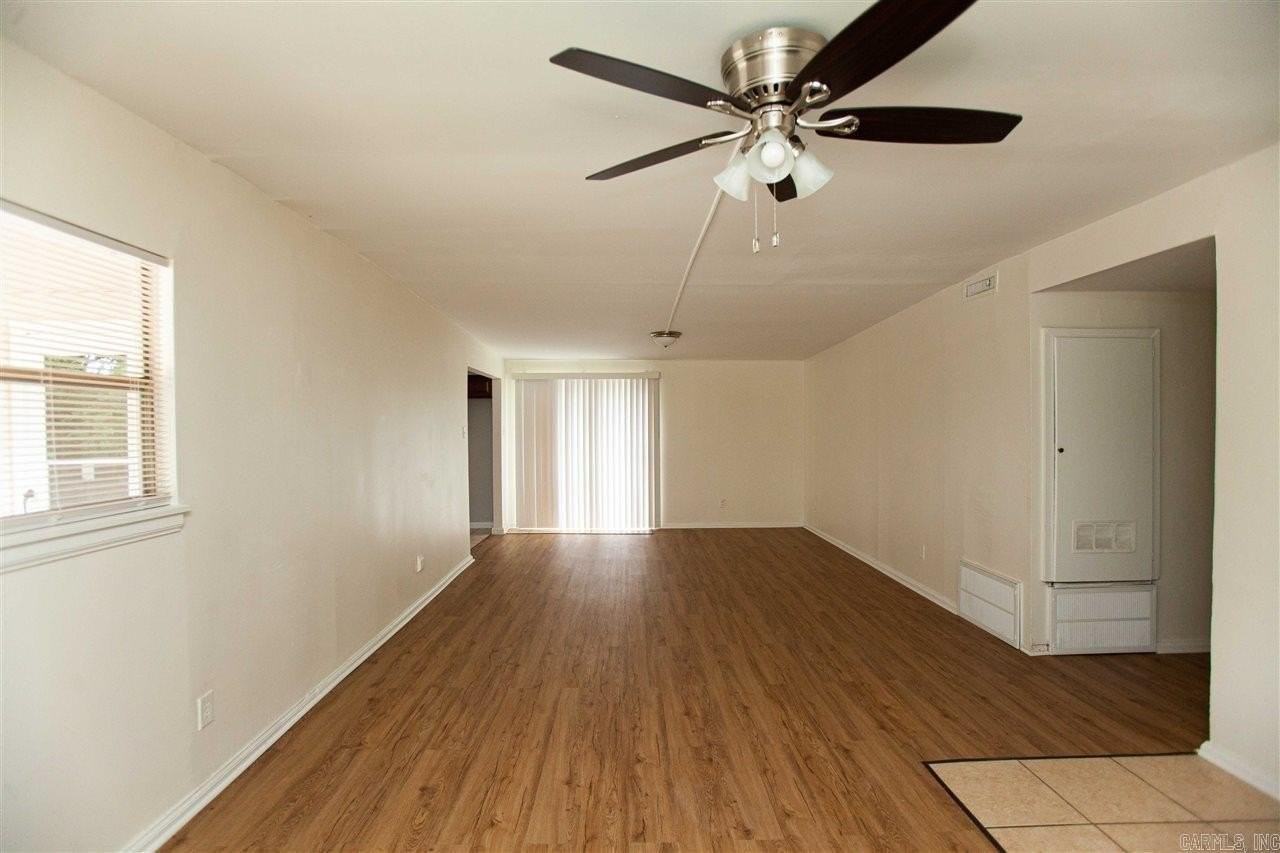 2724 Longcoy St - Photo 4 of 18