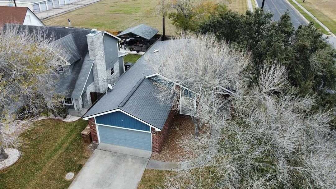7658 Clearbrook Dr - Photo 6 of 24