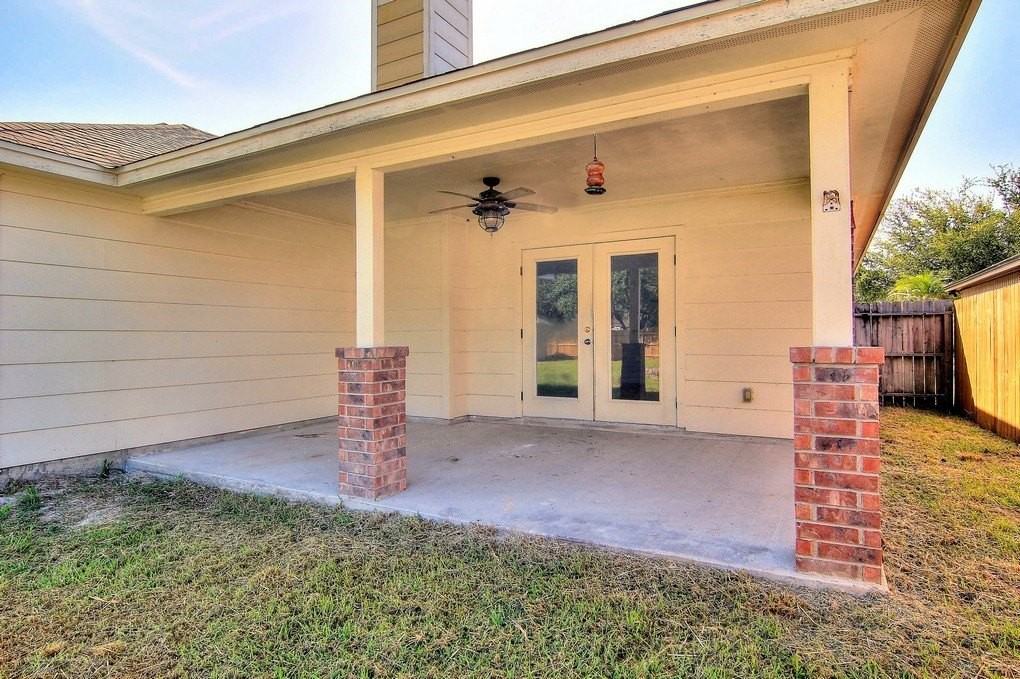 2418 Handlin Dr - Photo 4 of 21