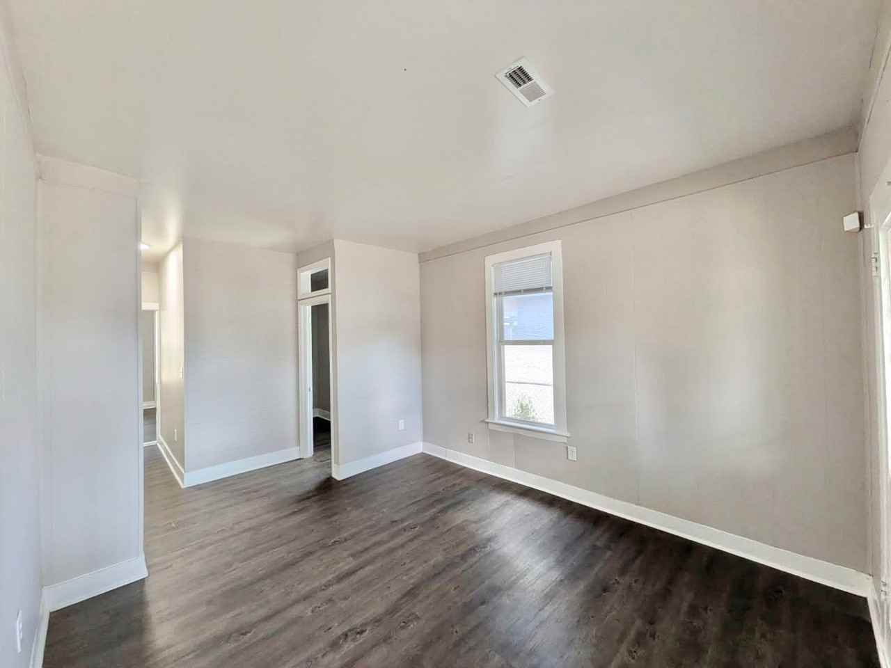 219 Michigan St - Photo 3 of 17