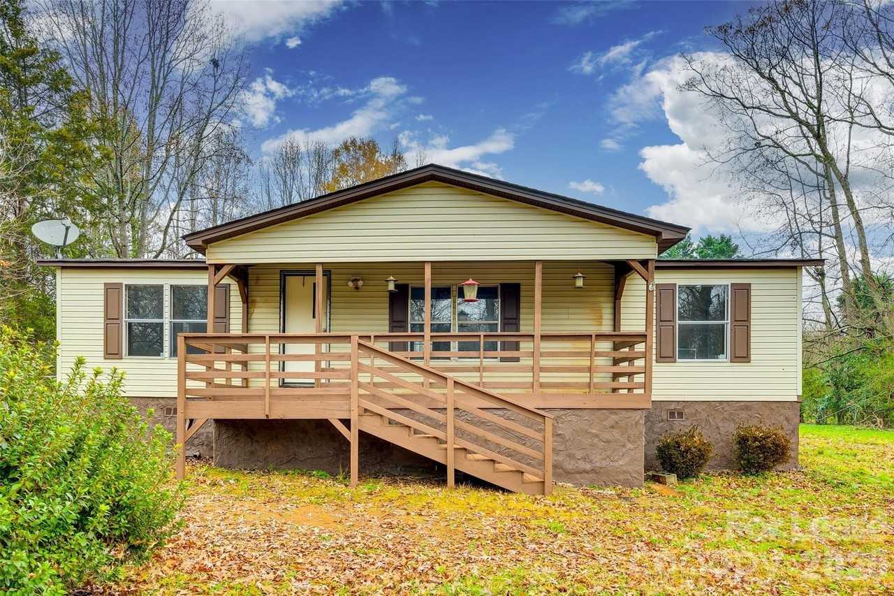 128 Summerglen Dr