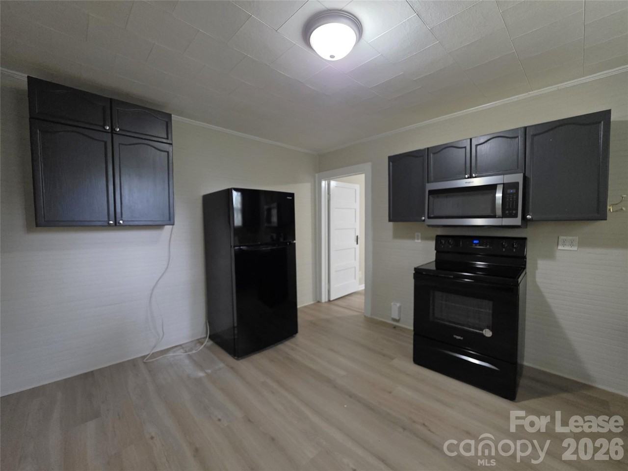 1417 Oakshade Ave - Photo 6 of 18