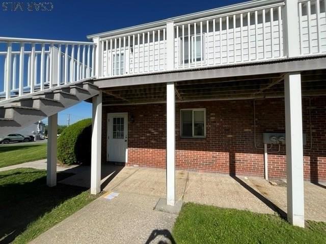 608 Sunberry St - Photo 3 of 10