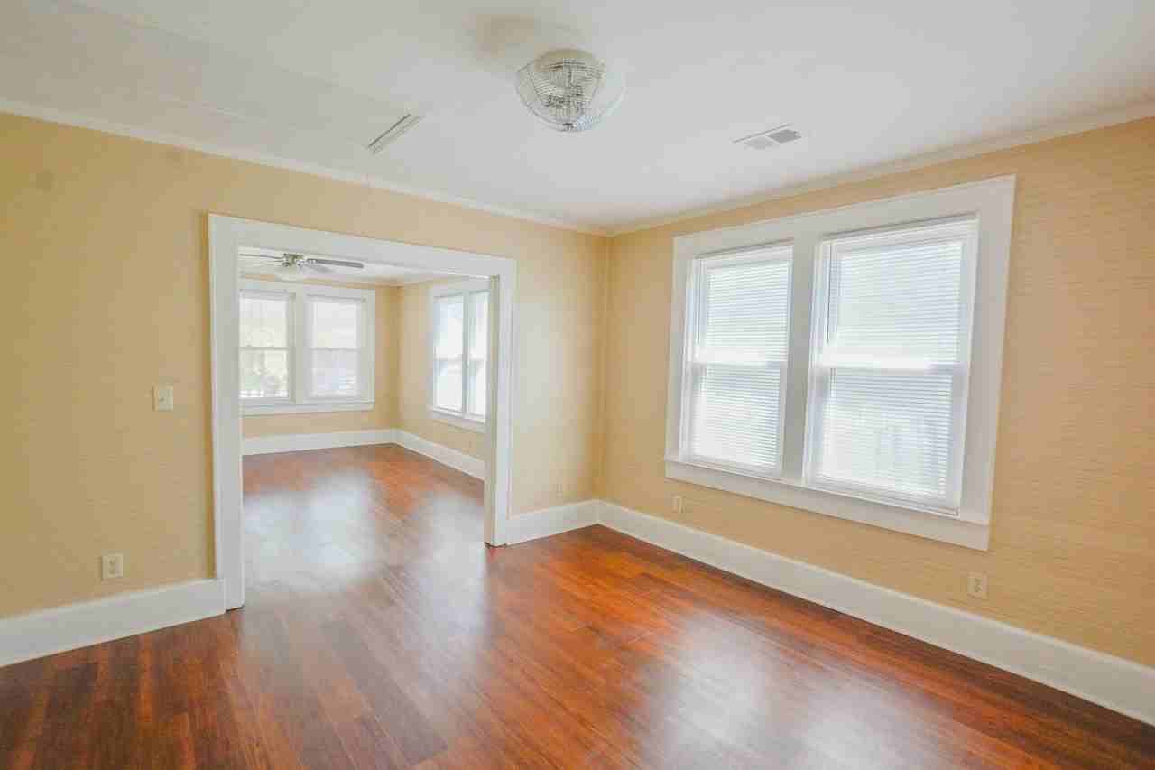 2041 Groveland Ave - Photo 6 of 19