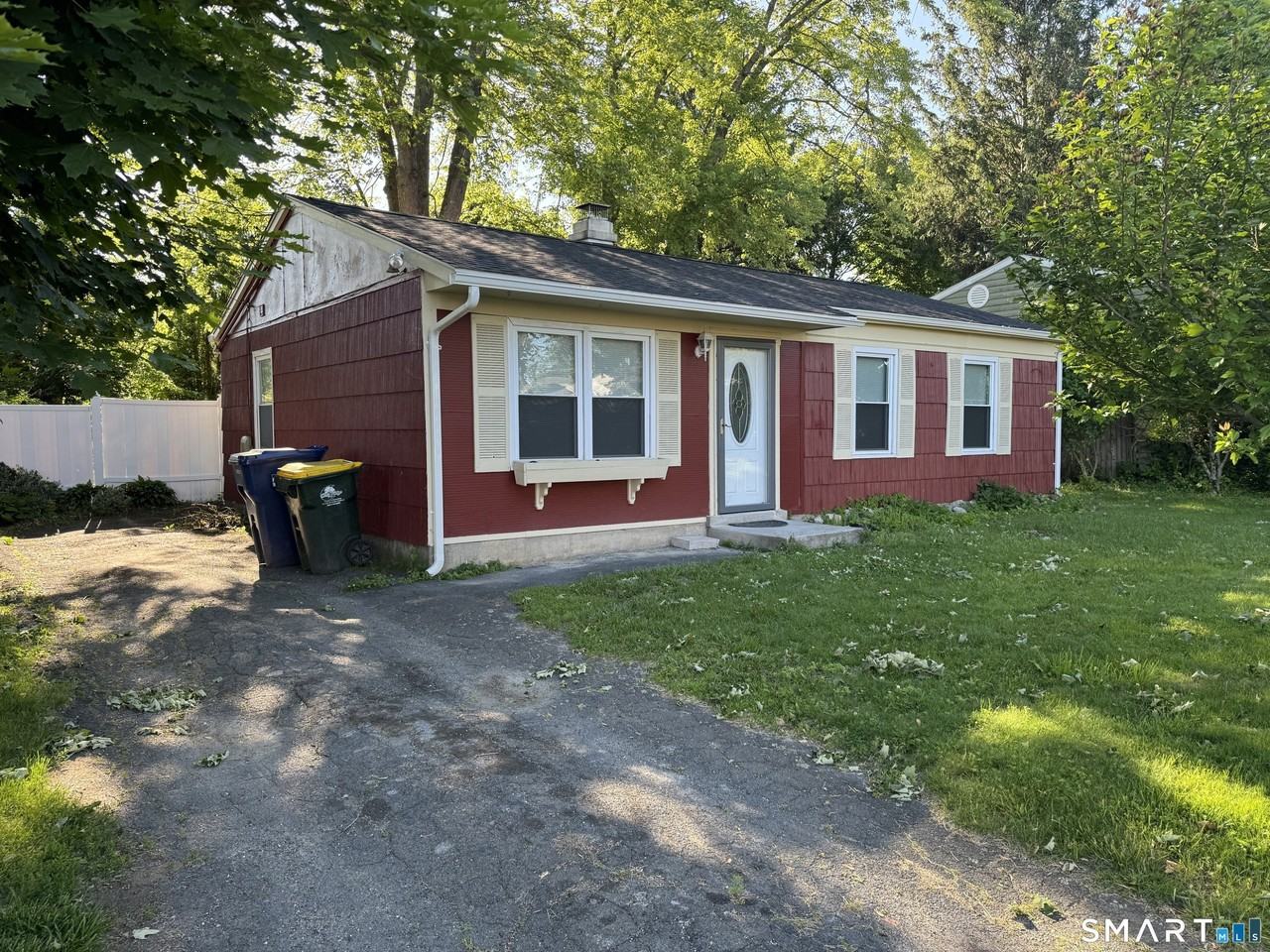 5 Webster Dr - Photo 3 of 20