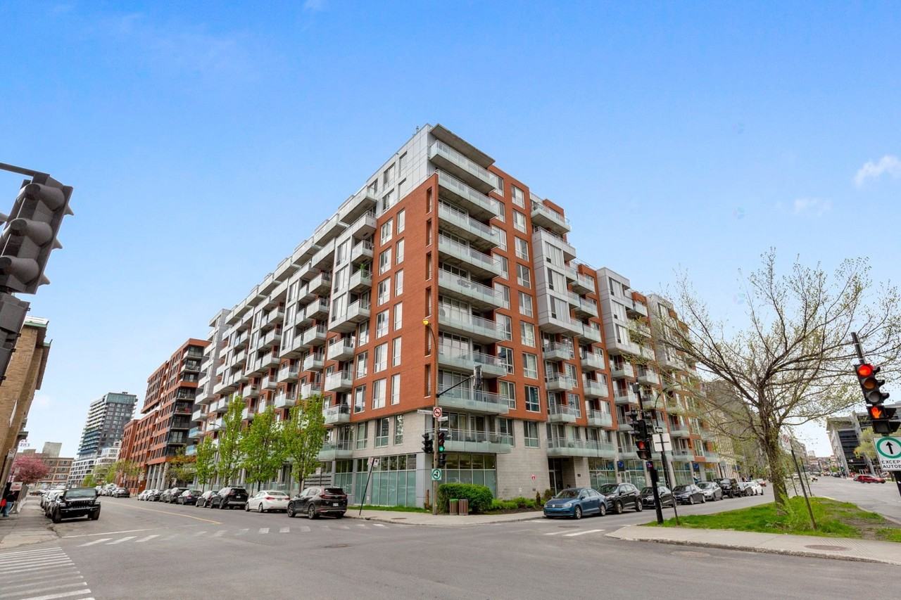 950 Rue Notre-Dame O