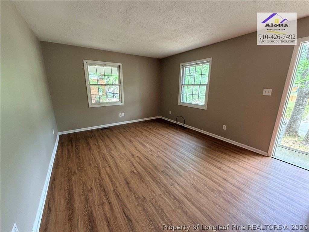7313 Ryan St - Photo 3 of 16