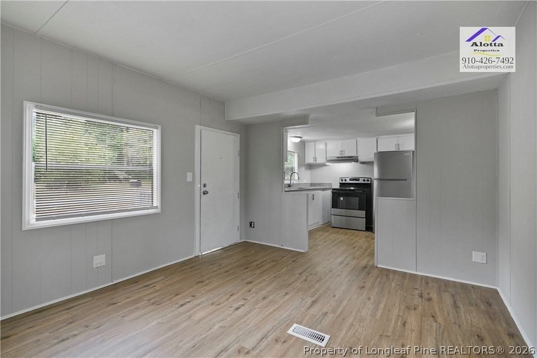 4404 Piedmont Ave - Photo 4 of 14