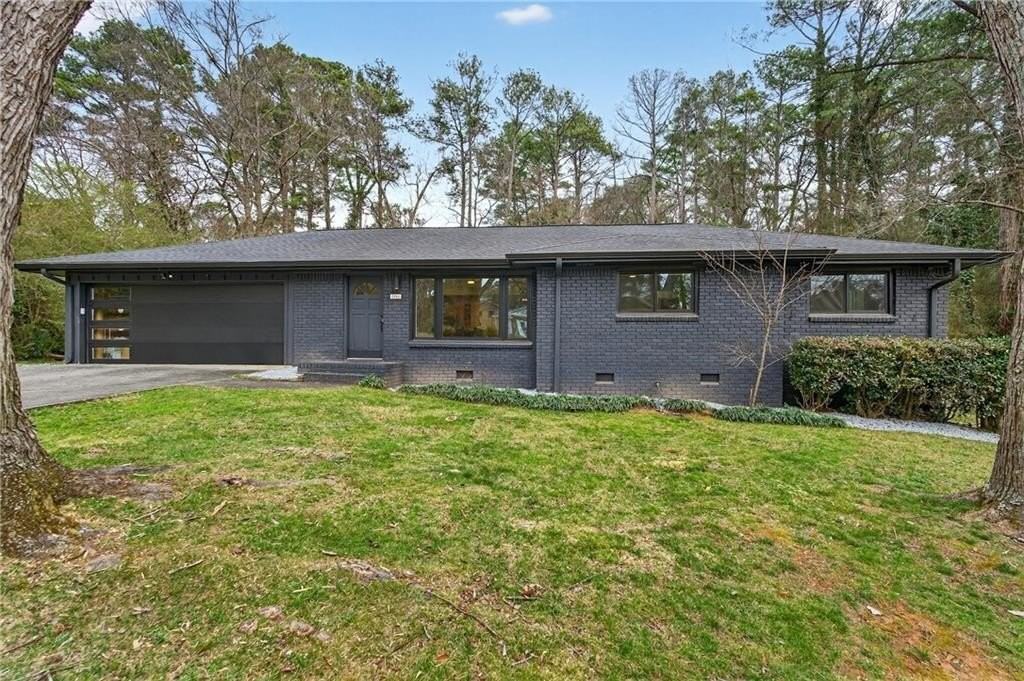 2956 Marlin Cir - Photo 4 of 31